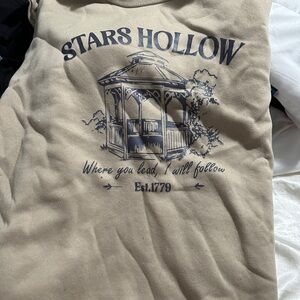 SHEIN Tan Crew Neck Sweater with Blue Print